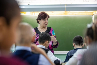 Foreign Language Hours to Be Cut in Russian Schools