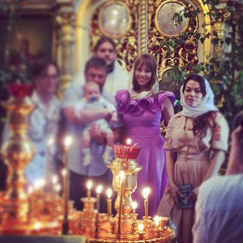 Полина Диброва стала крестной мамой. Фото после обряда крещения