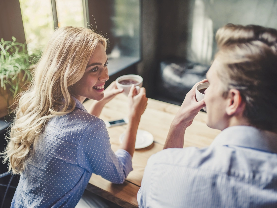 Вечные поиски: почему нам так сложно найти «своего человека» (и реально ли это в принципе) | marieclaire.ru