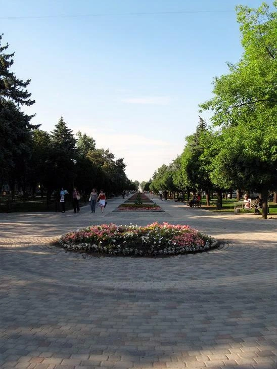 Бульвар на Красной, 1 июня 2007 года