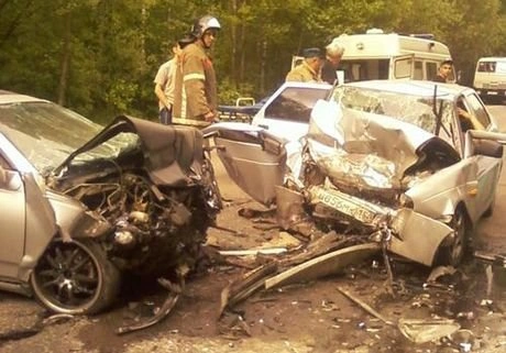 Два человека погибли в столкновении «Лады» и Toyota | ya62.ru