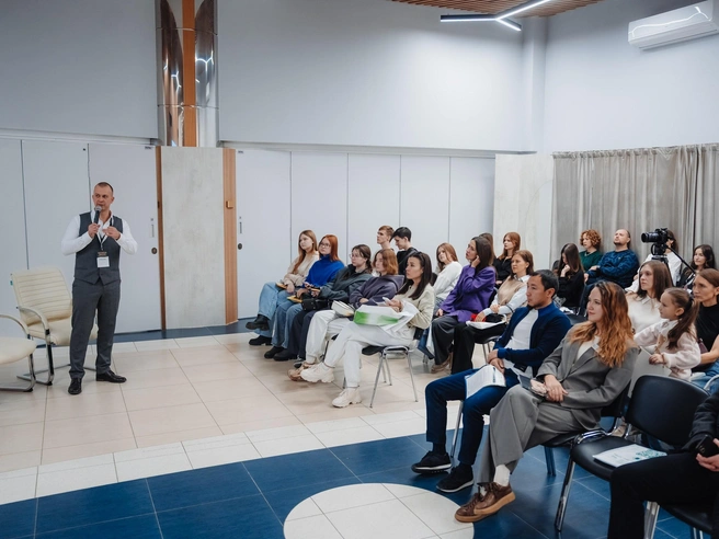 Темы выступлений на лектории охватывали весь цикл загородного строительства | Источник: организаторы выставки «Загород Экспо»