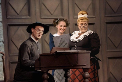 Don't miss star tours in Yekaterinburg theaters