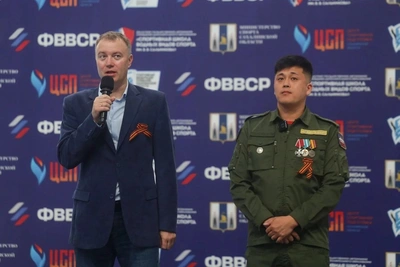 Пловцы Сахалина разыграли Кубок Победы