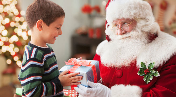 Почему мы хотим, чтобы дети верили в Деда Мороза?