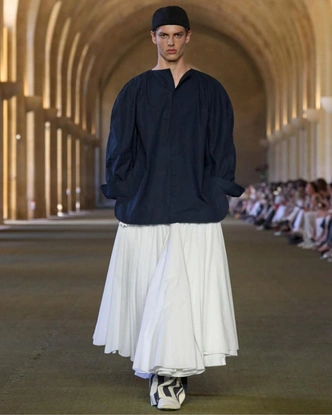 Показ Jacquemus осень-зима 2025
