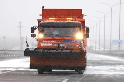 Бочаров на КАМАЗе открыл новый мост через ВДСК