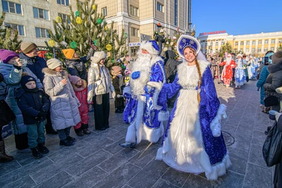 Тюменцы выбирают самую очаровательную Снегурочку