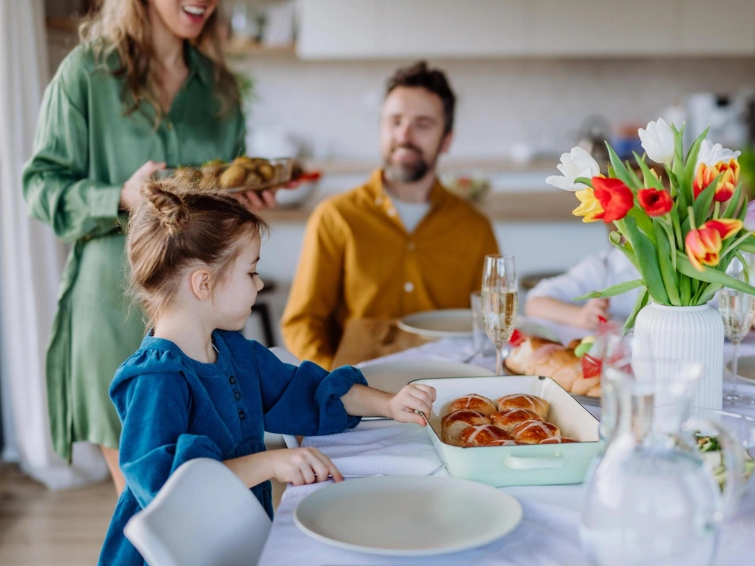 4 совета, чтобы придерживаться здорового питания в праздники (от бывшей «любительницы переедать») | marieclaire.ru