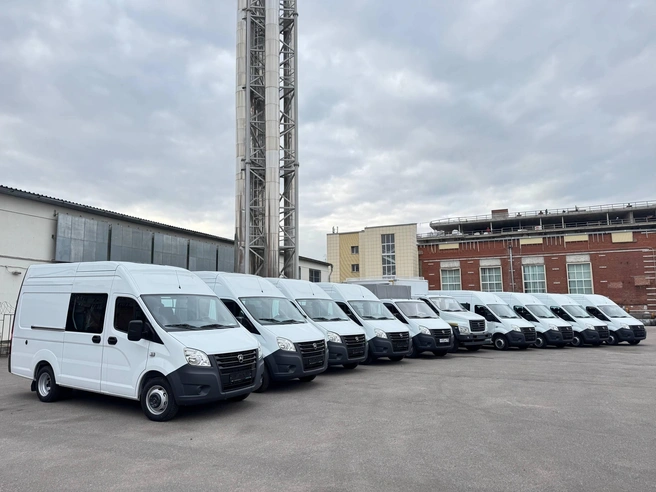 «Петербургтеплоэнерго» пополнило автопарк новой спецтехникой | Источник: предоставлено ООО «Петербургтеплоэнерго»