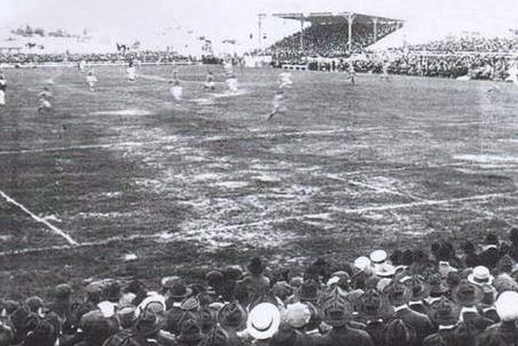 Матч чемпионата мира по футболу 1930 года на стадионе Поситос | Источник: Signal Photos via Legion Media