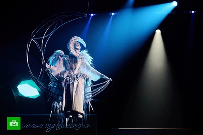 Месяц выгнали из «Маски» из-за отсутствия разнообразия