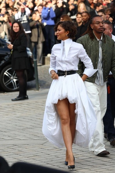 Зендея на показе Louis Vuitton