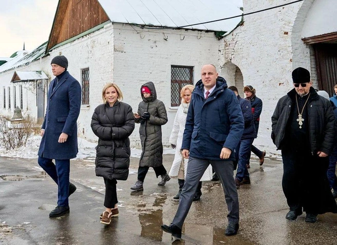 Фото ольга любимова с мужем Министр культуры России Ольга Любимова приехала с рабочим визитом в Рязанскую об