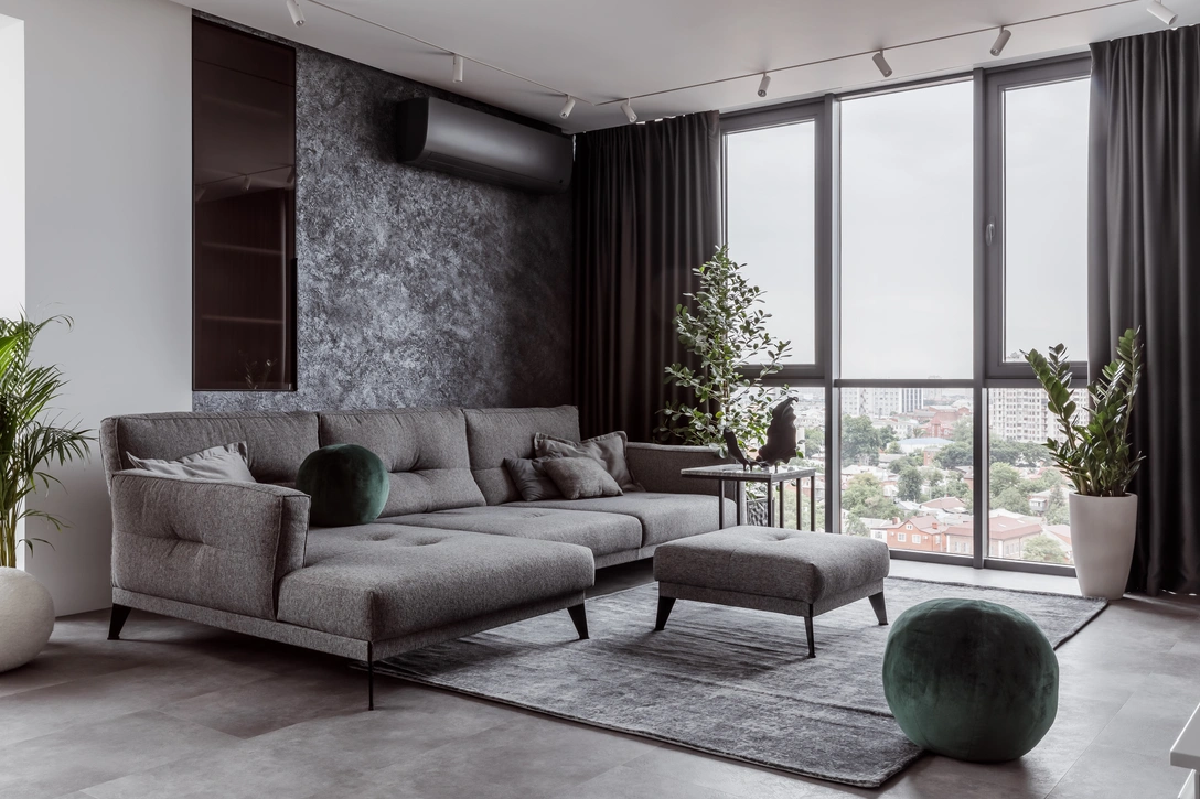 Диван, Saiwala. Ковер, Carpet Decor. Журнальный стол выполнен на заказ. | Источник: Михаил Чекалов стиль: Анна Москаленко