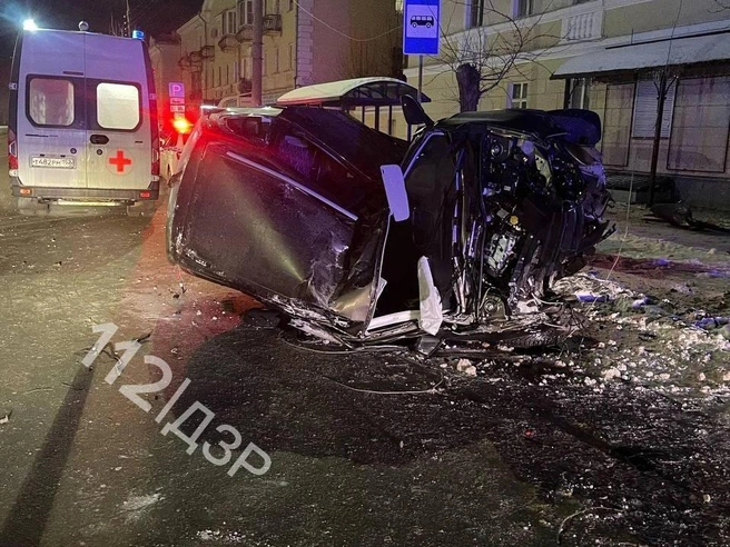 ДТП, унёсшее жизнь подростка, произошло в Дзержинске в ночное время. | Источник: 112 | DZR / Telegram