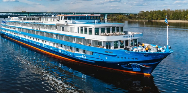 У круизной «Россия» 4 палубы | Источник: «Созвездие» / S-cruises.com