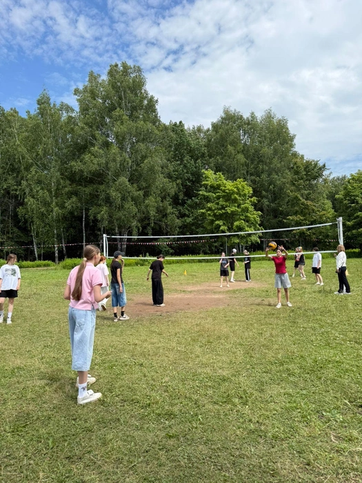 Дети занимались спортом и творчеством | Источник: «Зарница»