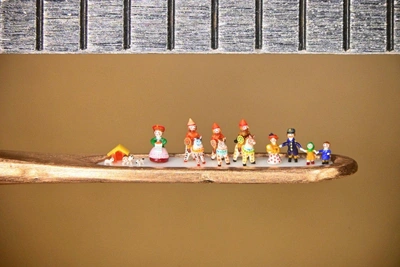 Самые маленькие дымковские игрушки покажут в Москве