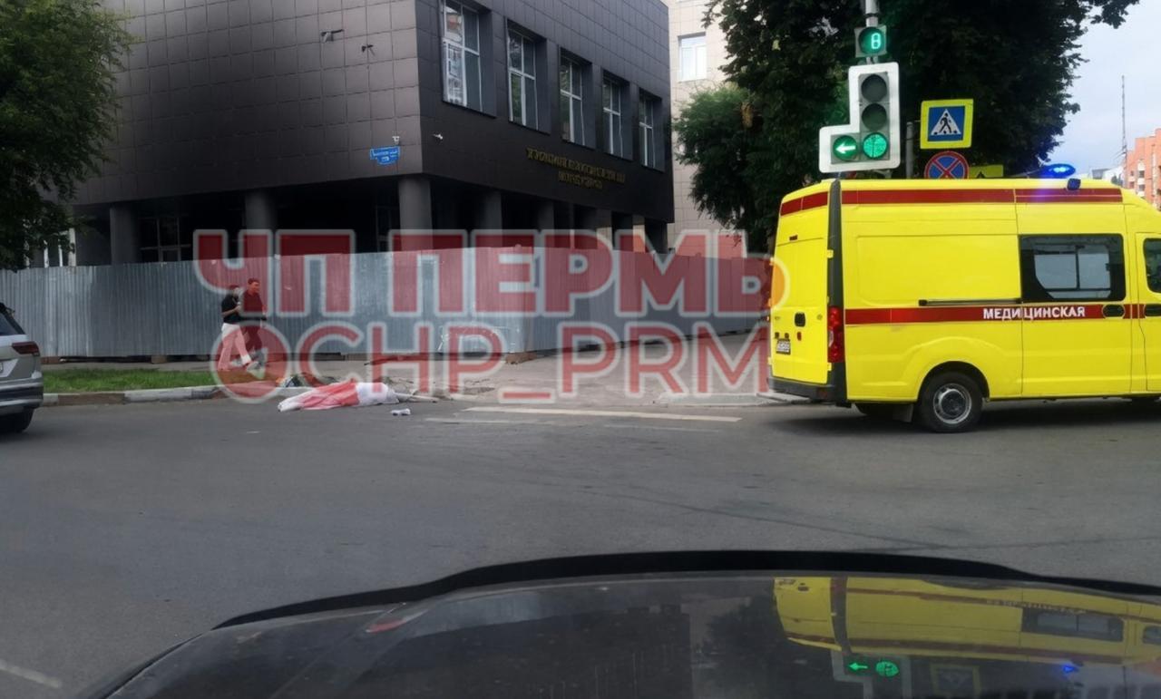 В Перми автобус насмерть сбил женщину на пешеходном переходе