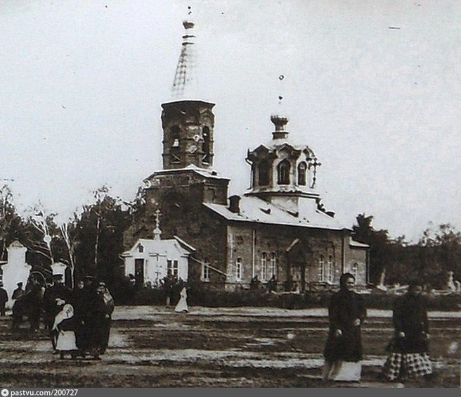 Где именно находился храм, сказать сложно. Этот участок полностью переделали | Источник: Pastvu.com