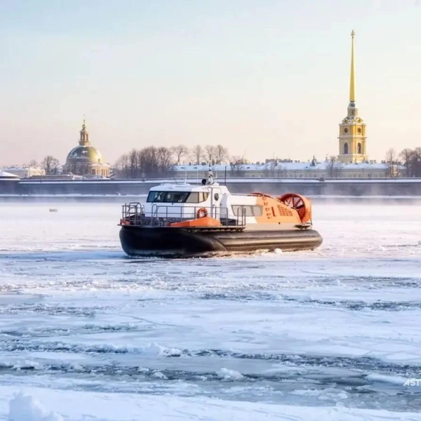В Петербурге завершена первая в истории зимняя навигация | Источник: Комитет по транспорту Администрации Санкт-Петербурга