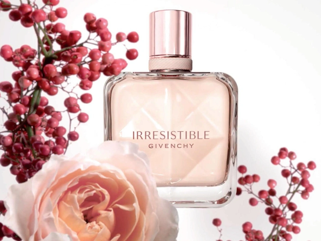 Аромат дня: Irresistible Fraiche EDT от Givenchy | marieclaire.ru