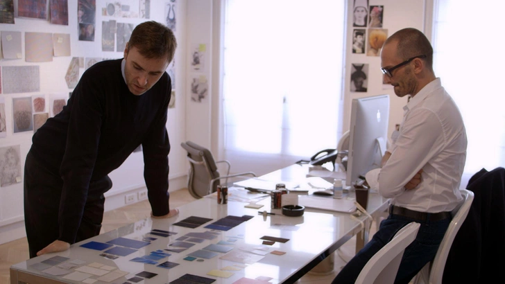 Не только «Дьявол носит Prada»: 10 лучших фильмов и сериалов о моде Не только «Дьявол носит Prada»: 10 лучших фильмов и сериалов о моде