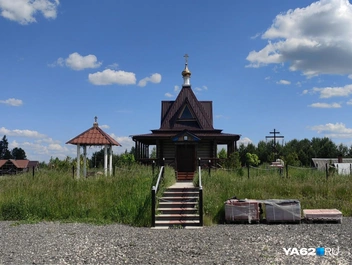Храм Всех Святых Виктор строил своими руками | Источник: Кристина Мельникова / YA62.RU