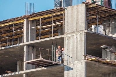 Mortgage Only for the Chosen Few? Russians Pour Millions into New Construction Despite Sky-High Prices