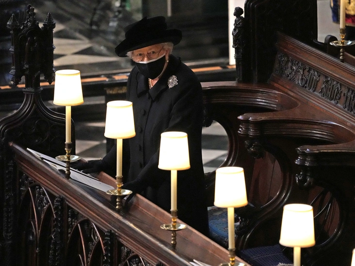 Елизавета II на похоронах принца Филиппа, 17 апреля 2021