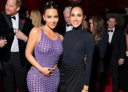 Почему Ким Кардашьян удалила все фото с Меган Маркл?