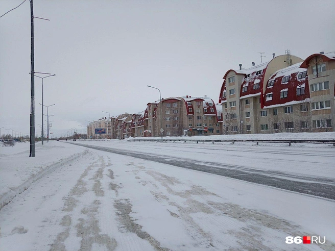 На когда-то оживленных дорогах сегодня ничего не происходит | Источник: Мария Гришкина / 86.RU