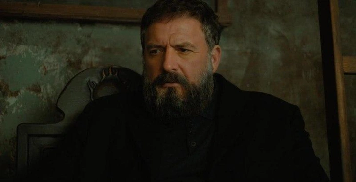 Актера изменили до неузнаваемости