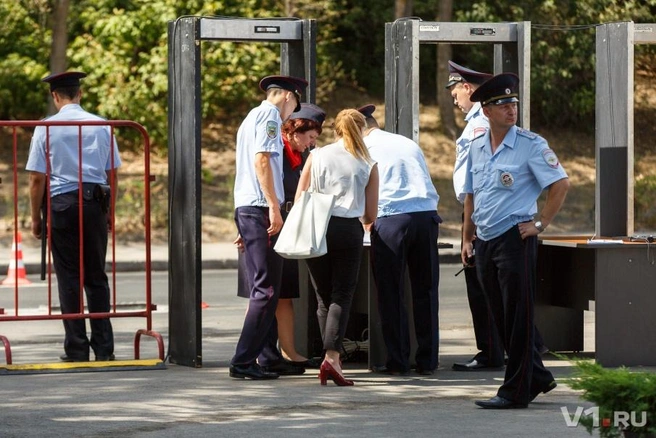 Волгоградского общественника не пустили к Дмитрию Медведеву | v1.ru