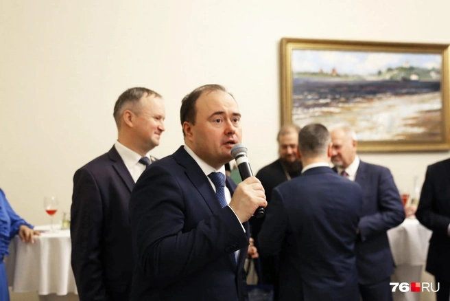 Артем Молчанов выступил с повторной речью | Источник: Алёна Косточкина