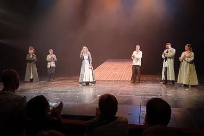 Hoffmann Tales, Ski Race, Cobain Tribute in Ulyanovsk