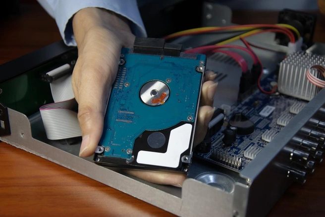 Возможно, обновление домашней техники придется отложить | Источник: tanit boonruen / iStock