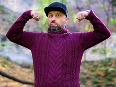 Шутил, когда уже не мог слышать: судьба КВНщика Павла Козмопулоса, который боролся 16 лет с онкологией