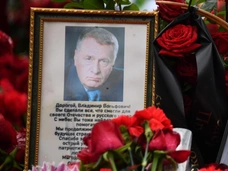 Племянницы Владимира Жириновского против его детей: идет борьба за наследство политика