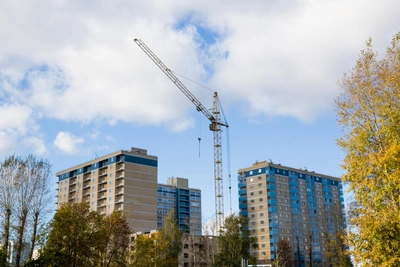 Ввод жилья в Петербурге упал на 90% в начале года