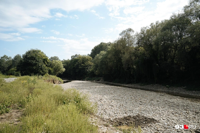 В сентябре воды в буйной реке совсем не было | Источник: Дарья Паращенко / 93.RU