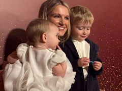 Женя Малахова впервые за три года показала лица своих детей