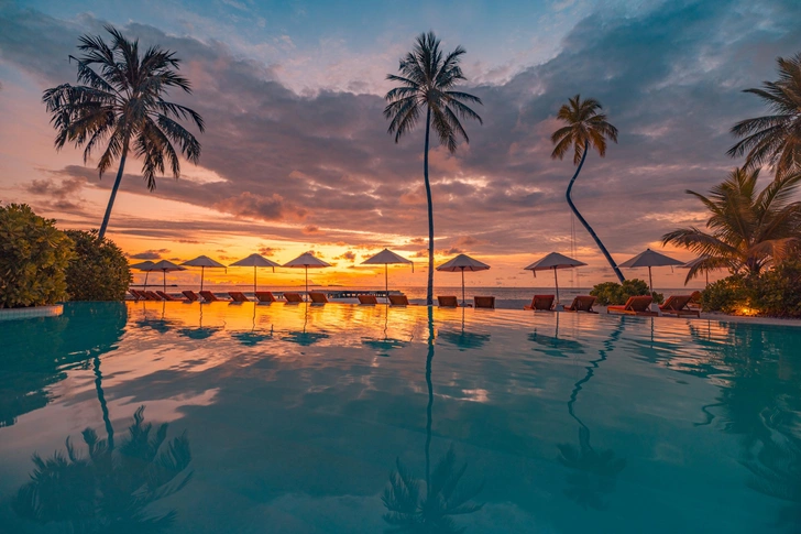 Когда вокруг тихо: зачем люди уезжают отдыхать на Мальдивы | maximonline.ru