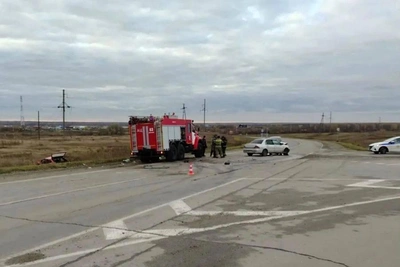 Водитель «ВАЗ» погиб на трассе в Колыванском районе