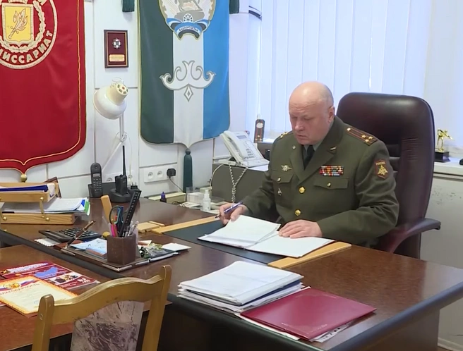 Юрий Алфёров работал в военкоматах Уфы | Источник: ЦУР Башкортостан / Vk.com