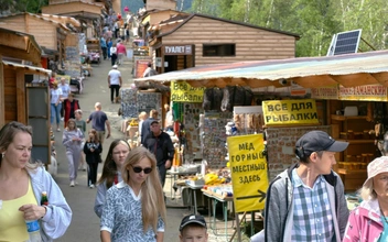 Реклама, стройки, дорогие отели: сибирячка вернулась на Алтай спустя 14 лет и не узнала любимые места