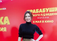 «Это ваш муж?»: Екатерина Климова взбудоражила поклонников полуобнаженными фото с сыном