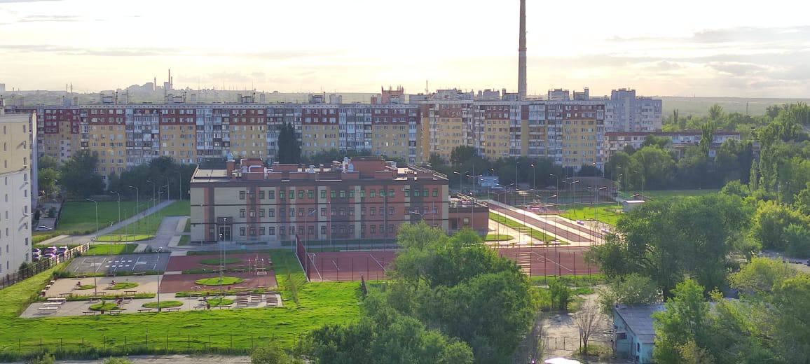 Чиновники мэрии Волгограда предложили отправляться в старое здание детям, которым не хватило мест в новой школе