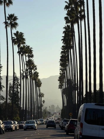 Денег не было, но всё равно решили переезжать. Семья из Ярославля выиграла грин-карту и теперь живет в США